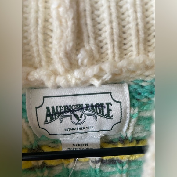🔖 AMERICAN EAGLE Nordic Pinwheel Floral Fair Isle Turtleneck Sweater Green Blue - Picture 4 of 7